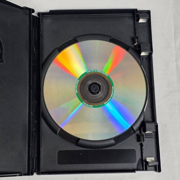 Deck The Halls DVD Holiday Comedy DeVito Broderick - Picture 2 of 3